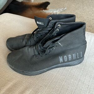 NO BULL High Top Trainers